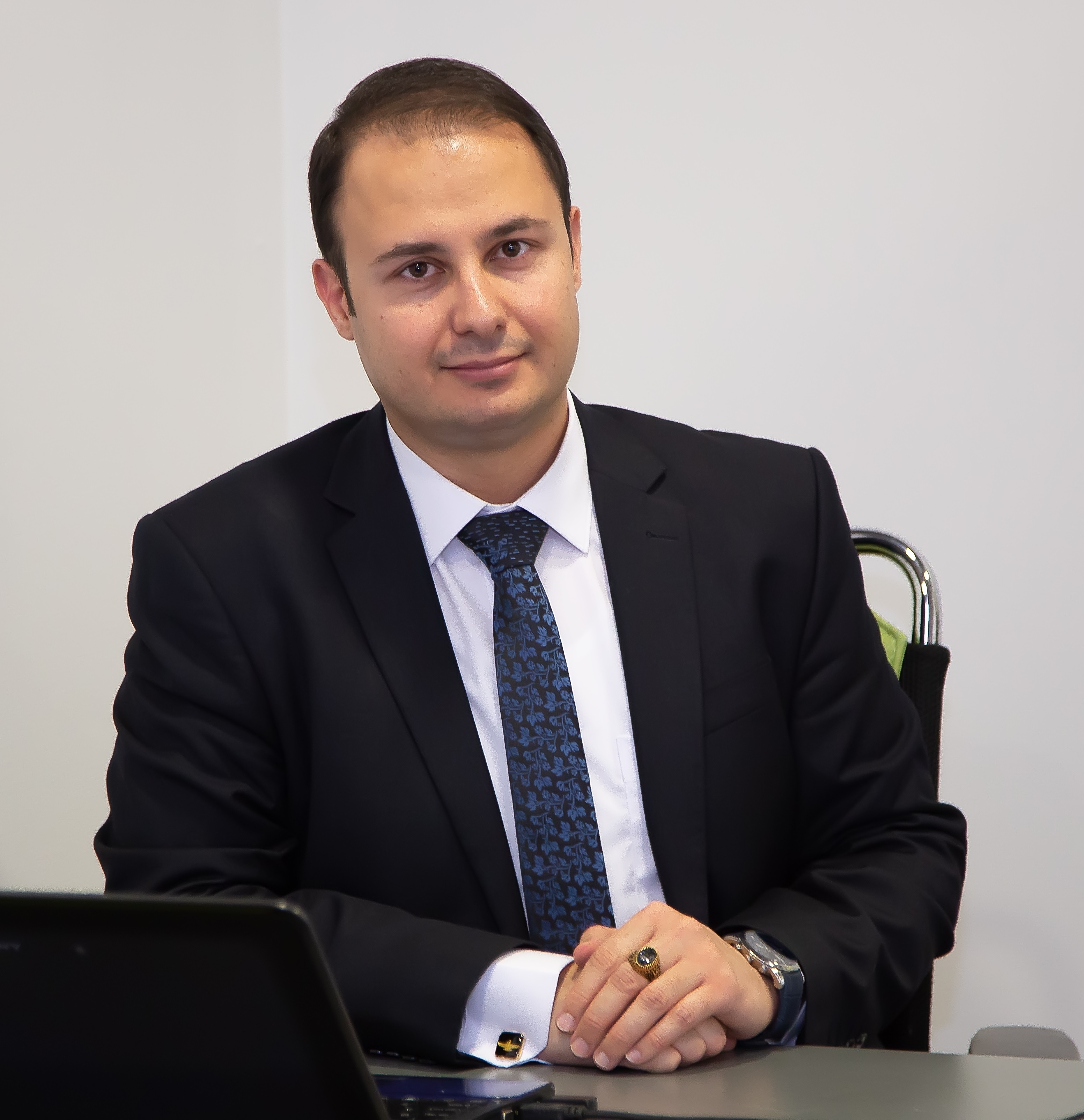 شاهین غازی بیات